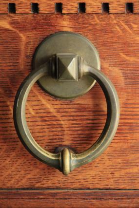 Property listing for 9 Barnesdale Ave. S., Hamilton, ON